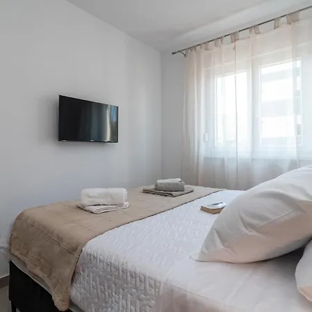 Kamarin Apartment Trogir Exterior photo