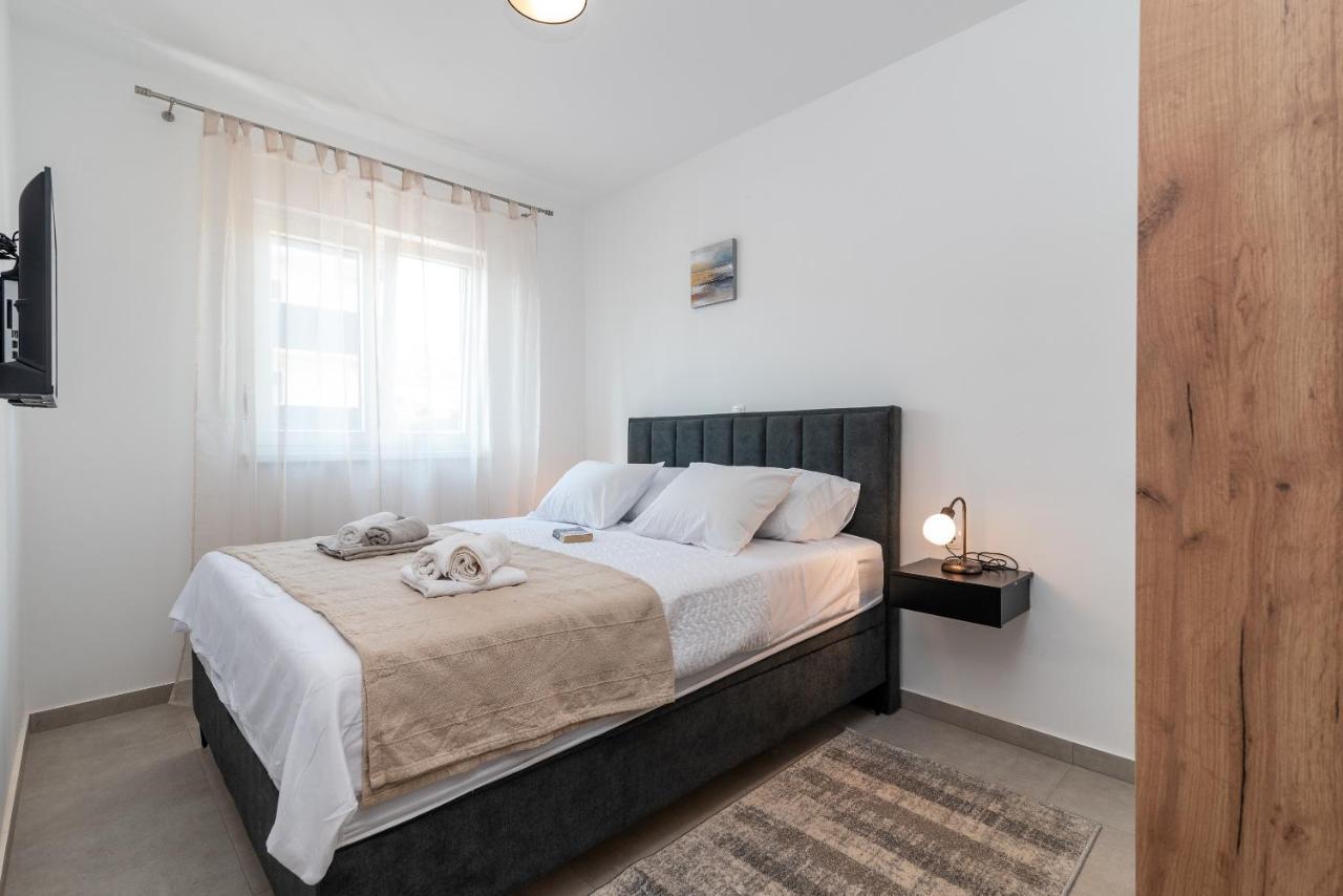 Kamarin Apartment *
